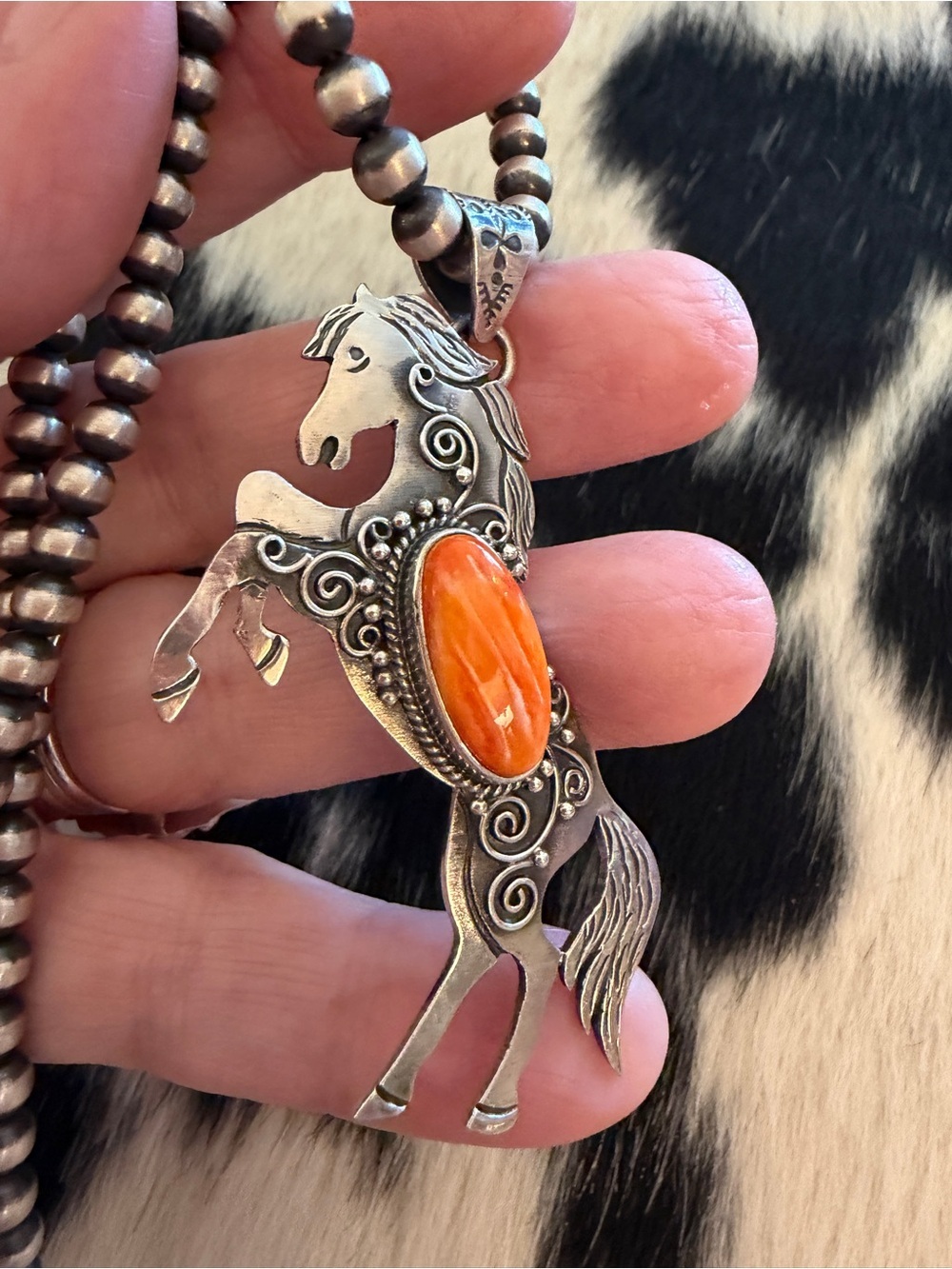 ❤️ Orange Spiny Oyster 925 Hand Stamped Statement Rearing Horse Pendant 2.46”L - Picture 5 of 16